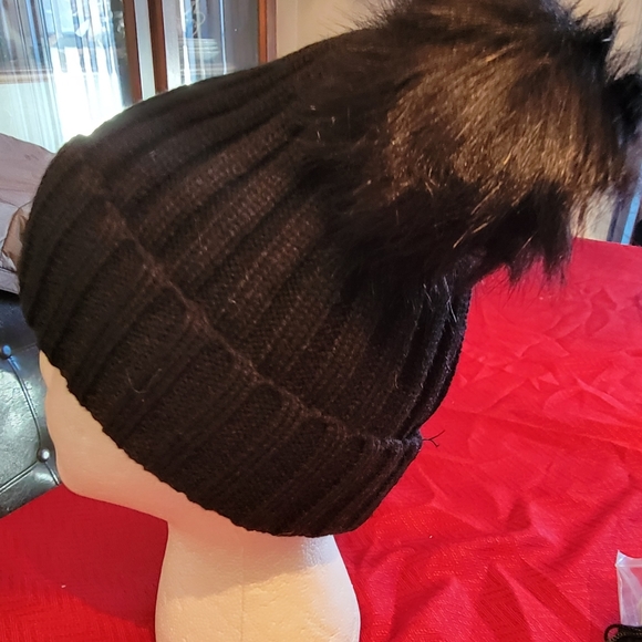 Black 2 pom pom hat. - Picture 3 of 3